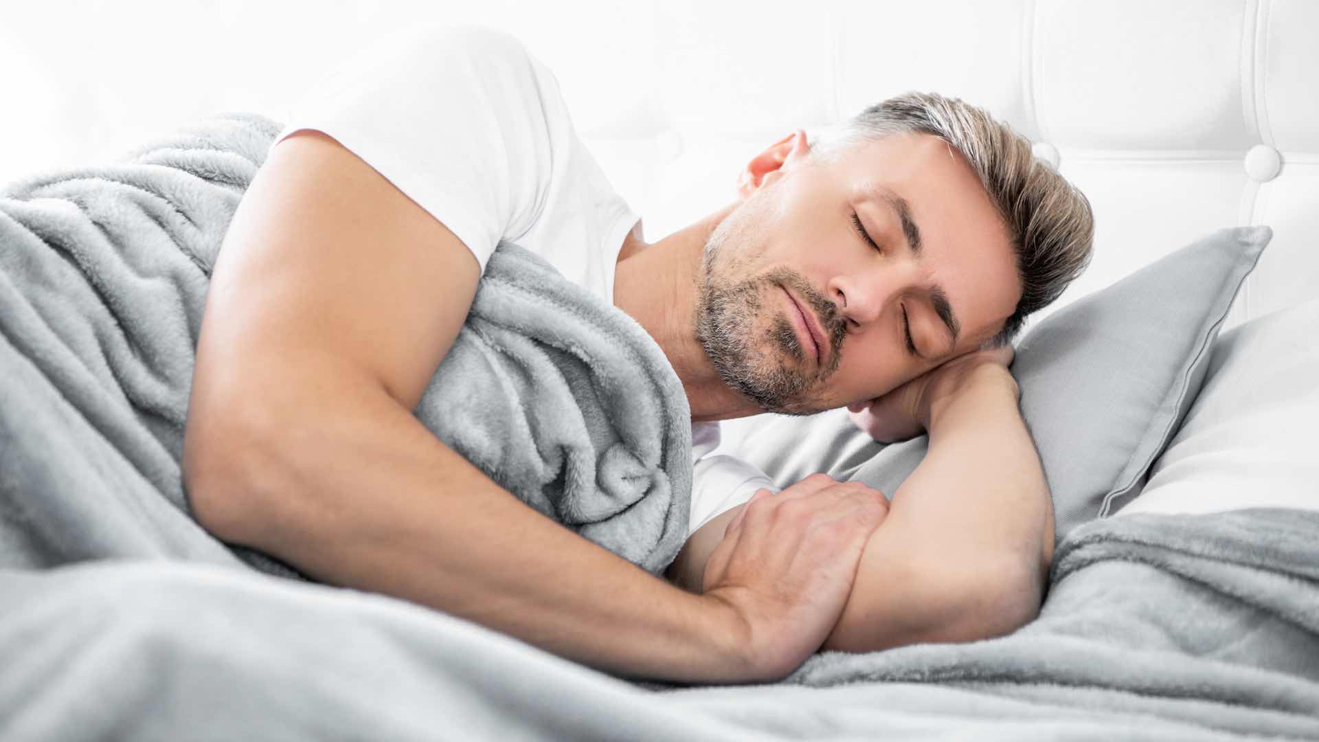 New study ties weekend sleep to reduced heart disease risk